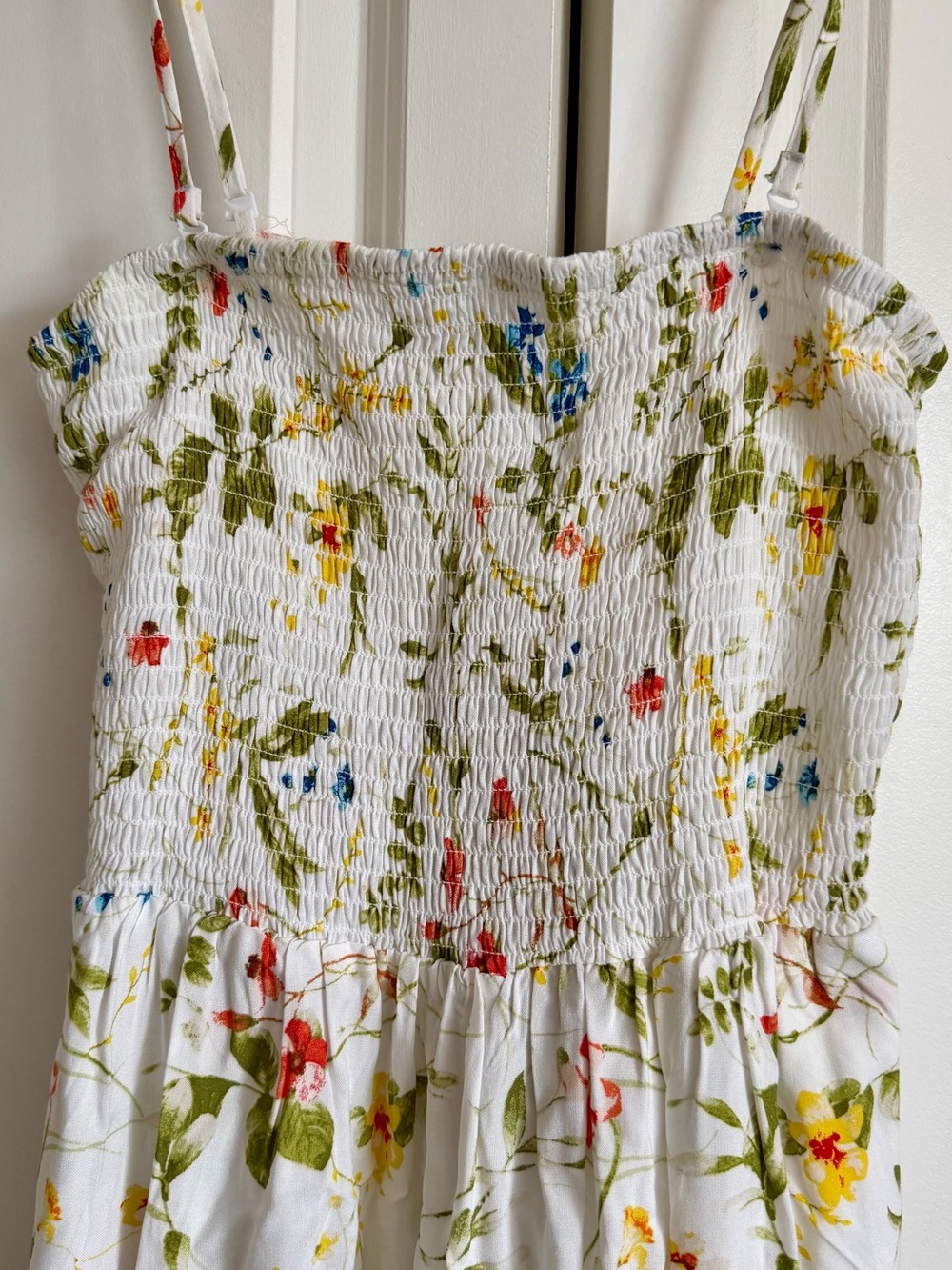 White Floral Smocked Sundress with removable Spaghetti Straps, size Small